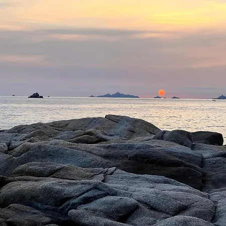 Cabanon Sur La Vue Sur Les Sanguinaires Hébergement de vacances *